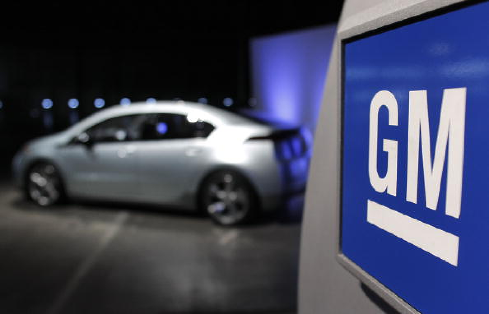 General Motors инвестира над 1 мрд. долара във фабрики за пикапи